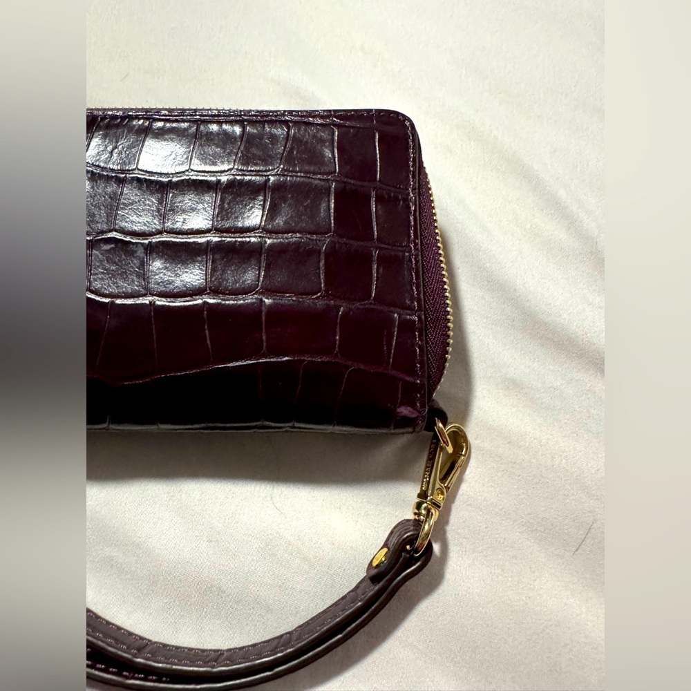 Michael Kors Purple Croc-Embossed Wristlet - Picture 7 of 10